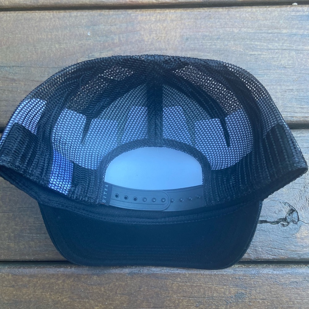 BNWT Sitka Gear Black Woodblock Mid Pro Trucker Hat OSFA SnapBack - Picture 5 of 5